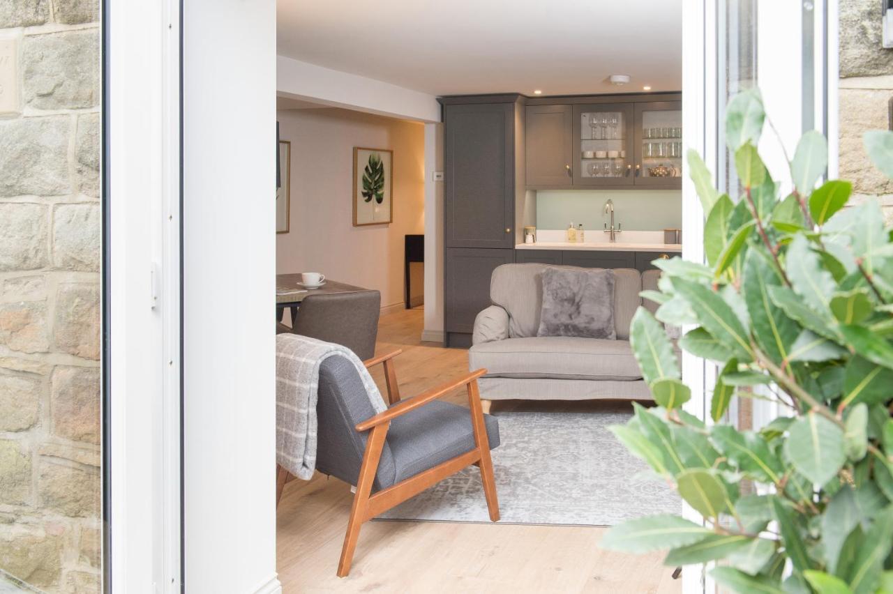 The Burrow By Harrogate Serviced Apartments Esterno foto