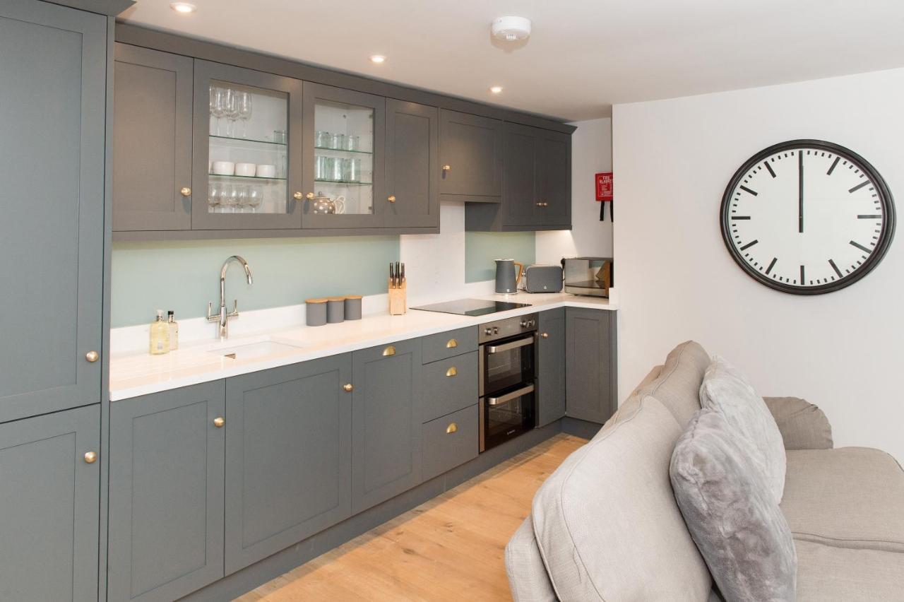 The Burrow By Harrogate Serviced Apartments Esterno foto