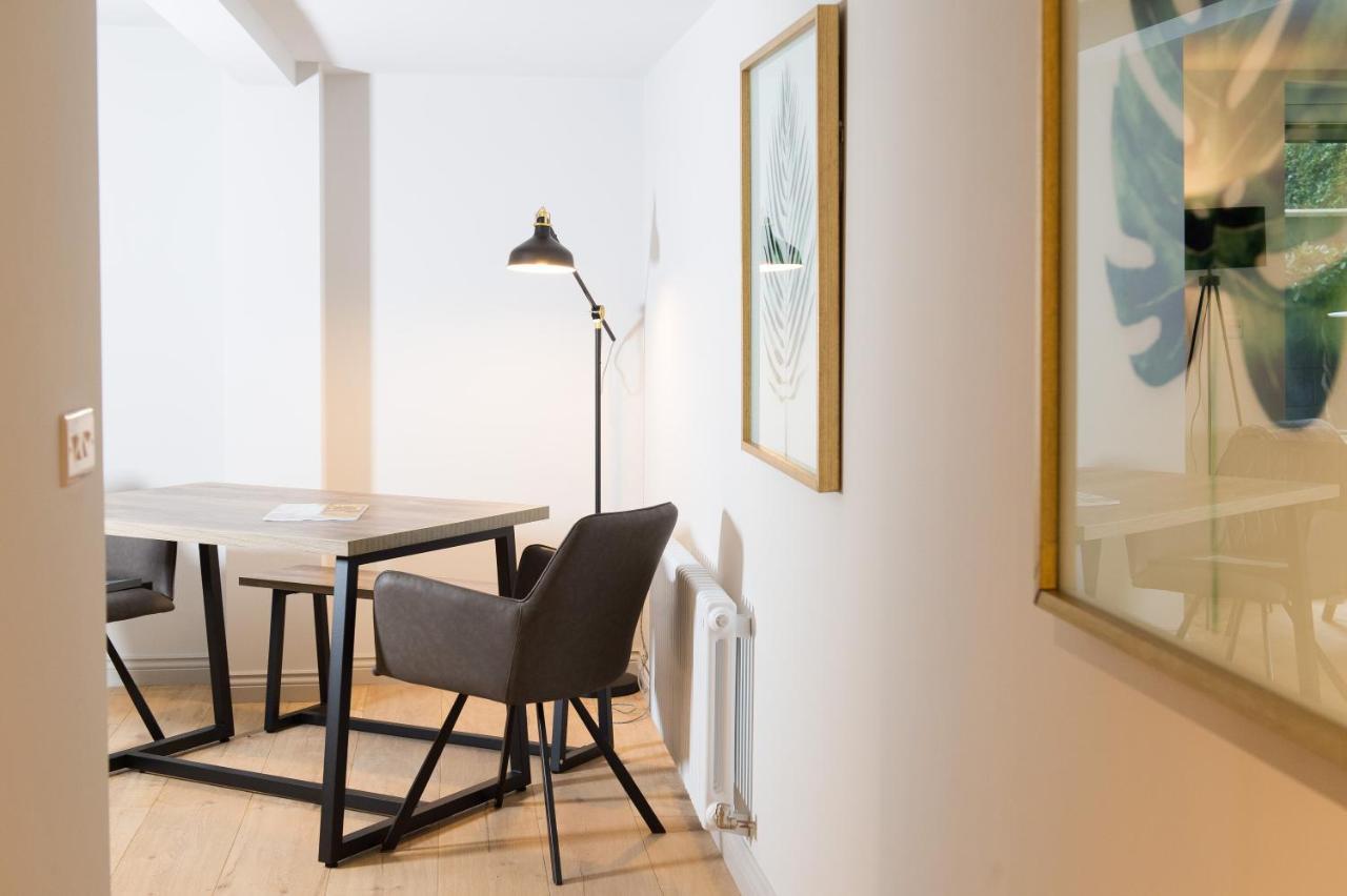 The Burrow By Harrogate Serviced Apartments Esterno foto